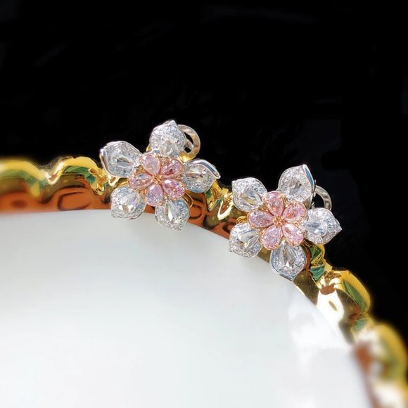 Pendant Set - Picture 2 of 3